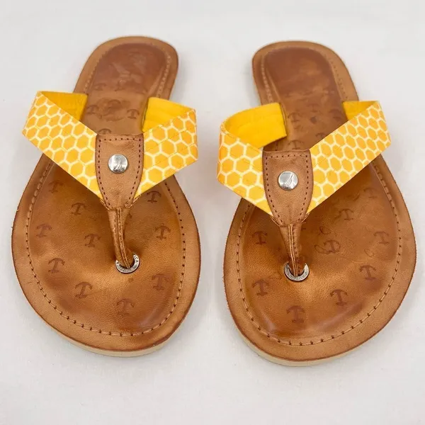 Nautica Gulf Breeze Yellow Honeycomb Fabric Straps Flip Flop Sandal Size 7 - Image 2