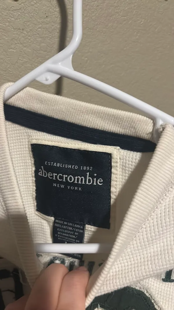 Abercrombie Vintage Long Sleeve - Image 3