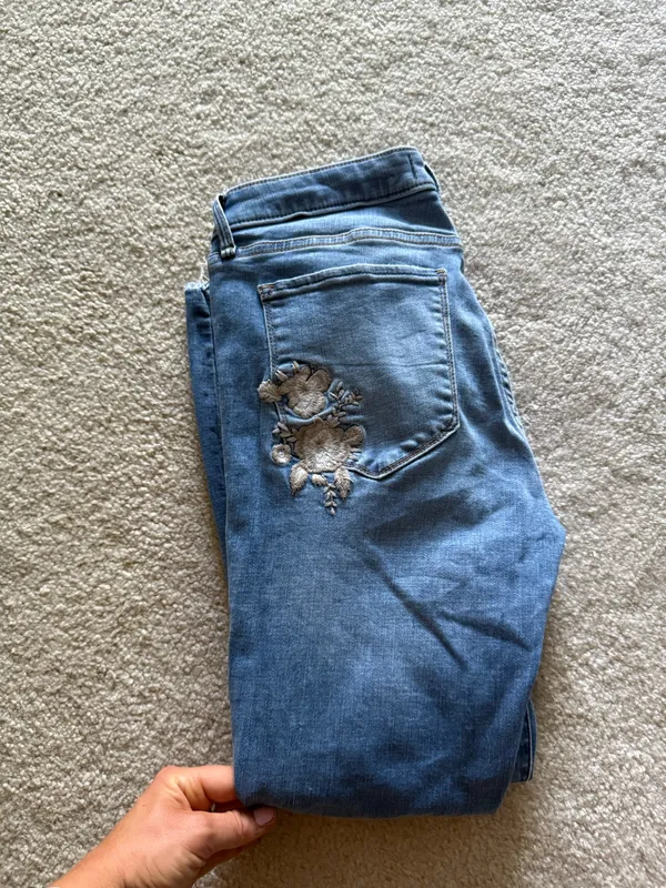 Abercrombie and fitch jeans - Image 2