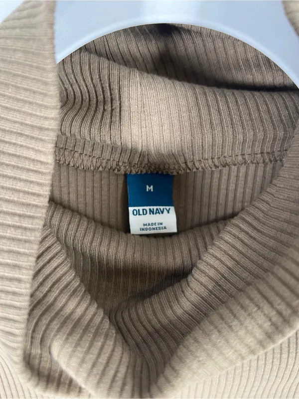 Old‎ Navy Ribbed Turtleneck Top Size M NWT Brown - Image 2