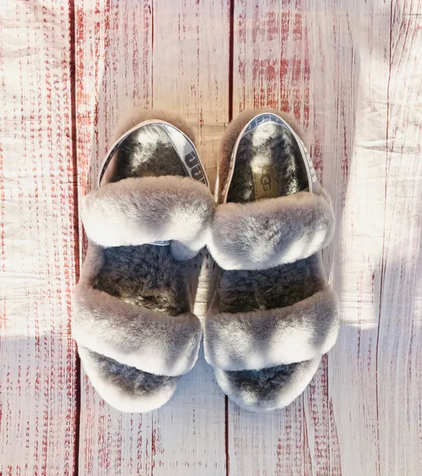 UGG oh yeah slides fuzzy wool Slippers 8 - Image 4