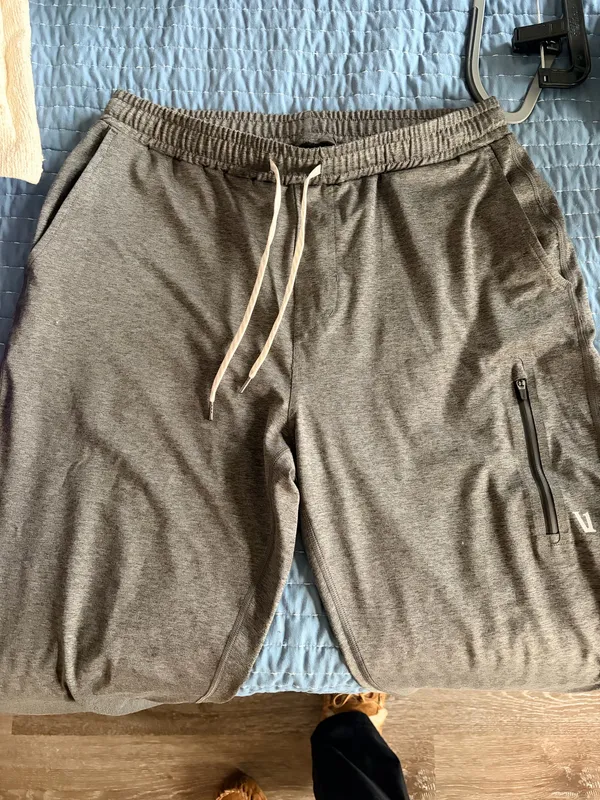 Vuori Men's Gray Jogger Pants - Image 4
