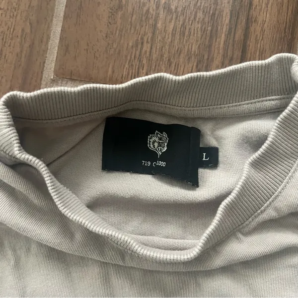 Darc sport tshirt size large - Image 3