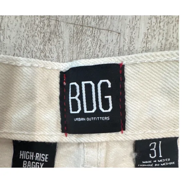 BDG Urban Outfitters High-Rise Baggy Jeans Off-White Cream Raw Hem‎ Size 31 - Image 2