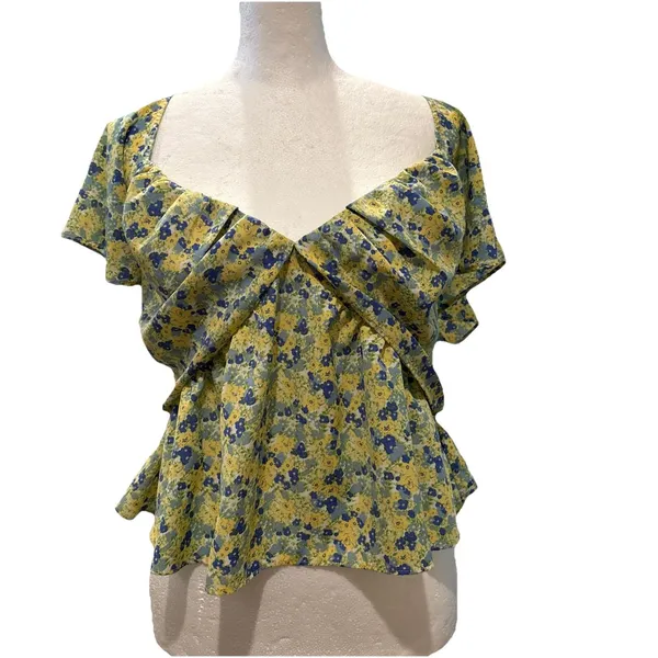 ASTR the Label Floral Cropped Blouse Size XL - Image 3