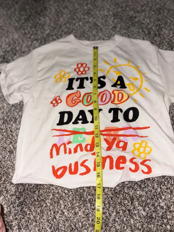 Spencer's White Cropped Tee with Multicolor Graphic Multiple - Image 2