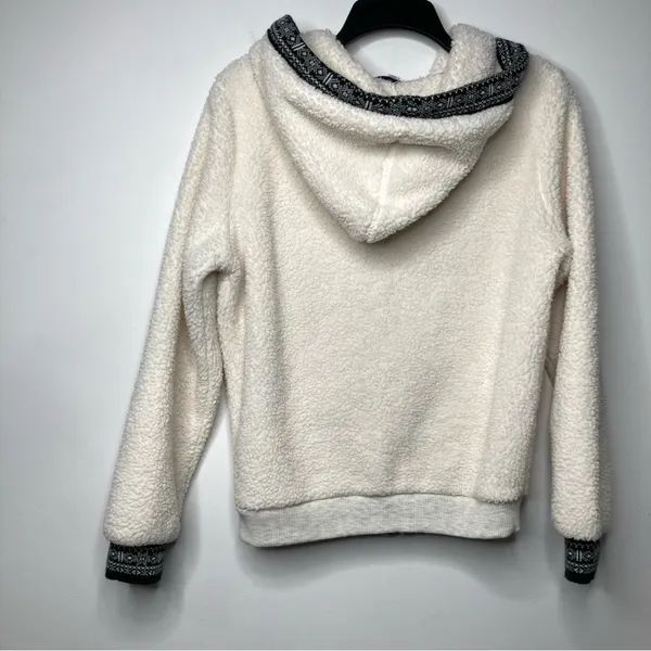 American Eagle Outfitters‎ teddy Sherpa jacket size medium - Image 5