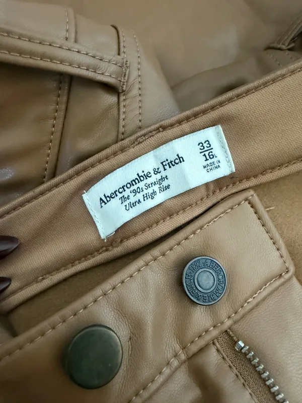 Abercrombie Ultra High-Rise 90s Straight Leather Pants - Image 4