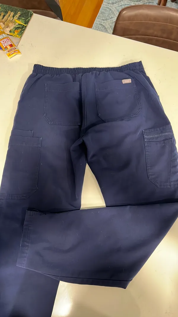 FIGS Yola Skinny Scrub Pants - Image 4