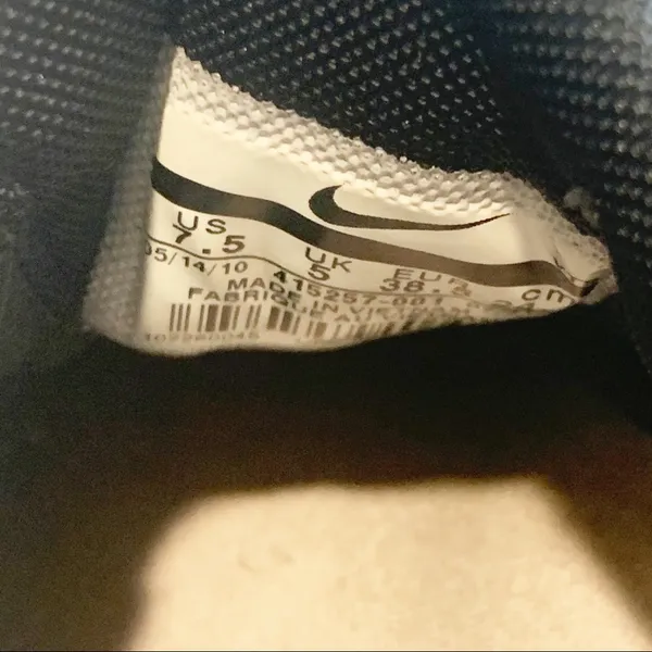Nike Women’s 7.5 Black Free Quickfit Low‎ Top Running Shoe Sneaker - Image 7