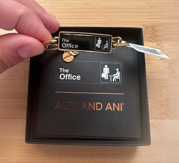 The Office Logo Charm Bangle New With Box NWT Gift - Image 5