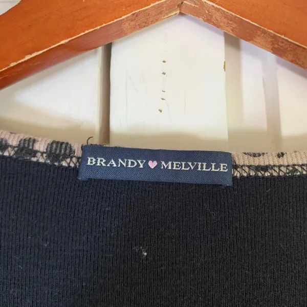 Brandy Melville Black Leopard Trim Cropped‎ Cardigan V-Neck Ribbed Cotton Italy - Image 2