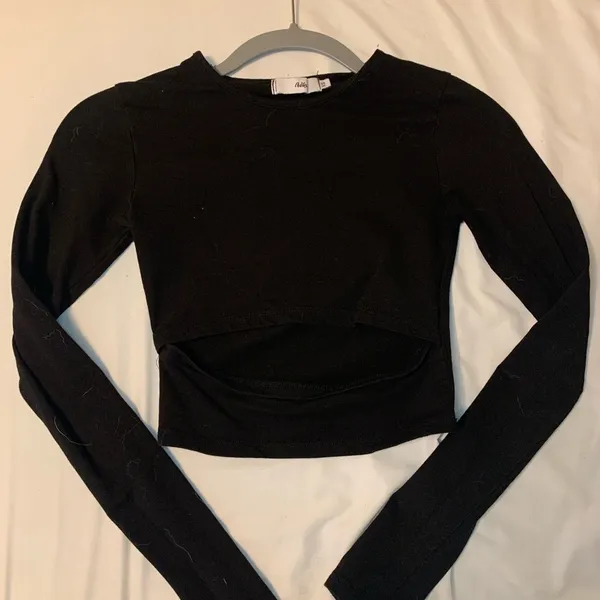 Adika Long Sleeve Cut-Out Cropped Top - Image 3