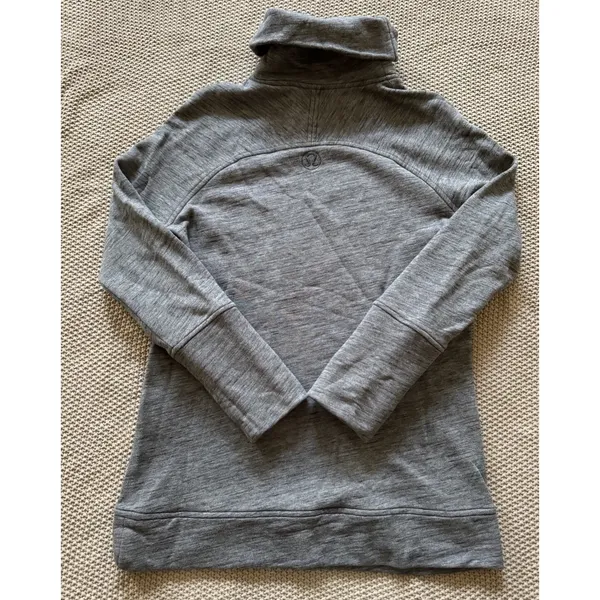 LULULEMON Women's Make a Move Funnel Neck Pullover Sweatshirt Gray Size 6 - Image 10