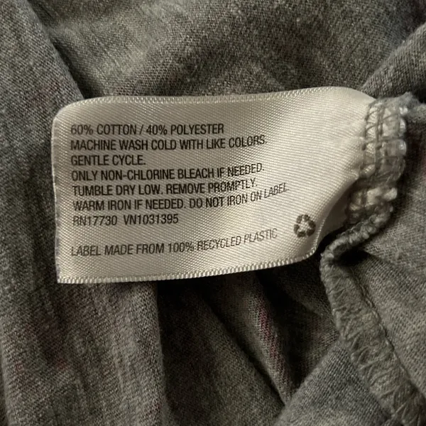 Mossimo Supply Co T-shirt 16 - Image 5