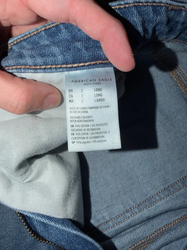 American Eagle Mom Jeans - Image 4