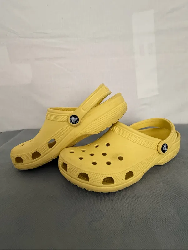 Crocs Classic Clog Yellow M6 W8 Unisex Comfort Slip On Sandals(B262) - Image 2