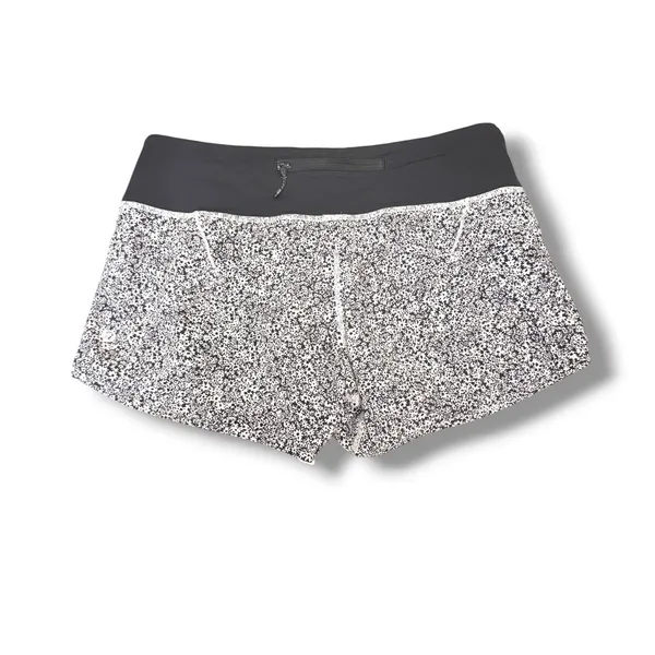 Lululemon Run Times Short 4" Womens 6 Ditsy Daisy White Black Running Shorts - Image 2