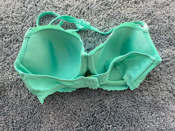 Victoria's Secret Underwire Swim Top - Image 4