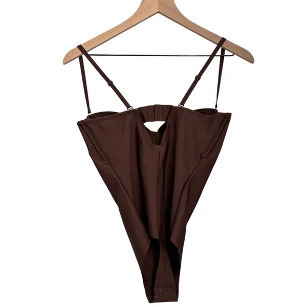 Skims Body Molded Underwire Bodysuit Size Large NWT Cocoa ( SOLD OUT) - Image 7