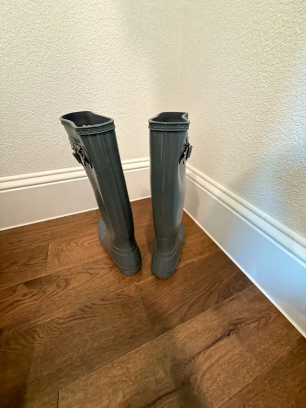 Hunter Original Tall Gloss Rain Boots Grey US 5M/6F EU 37 - Image 3