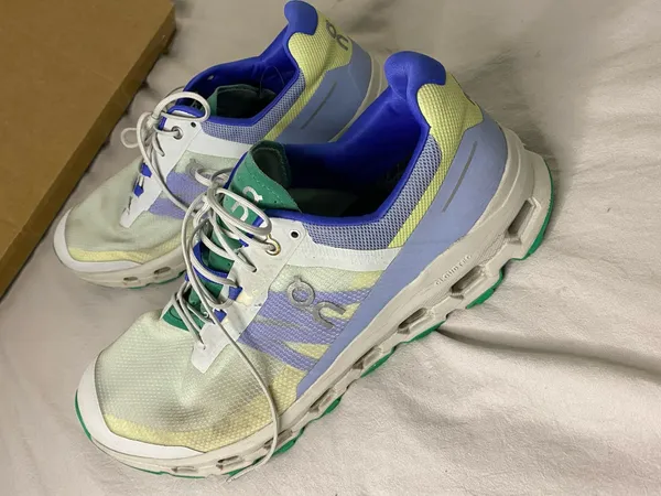 On Cloudvista Men's Creek/Mint Trail Running Shoes Size 12 - Image 4
