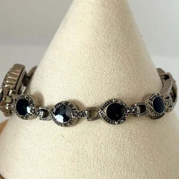Fabergé Vintage Black Stone Marcasite Style Bracelet Watch - Image 3