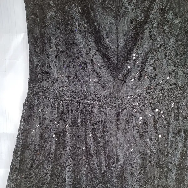 David's Bridal Short Sleeve Illusion Lace Tiered Ruffle Black Homecoming Dress - Image 12
