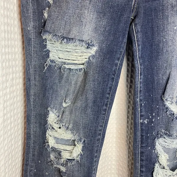 Judy Blue Ripped Boyfriend Jeans in Dark Blue - Image 3