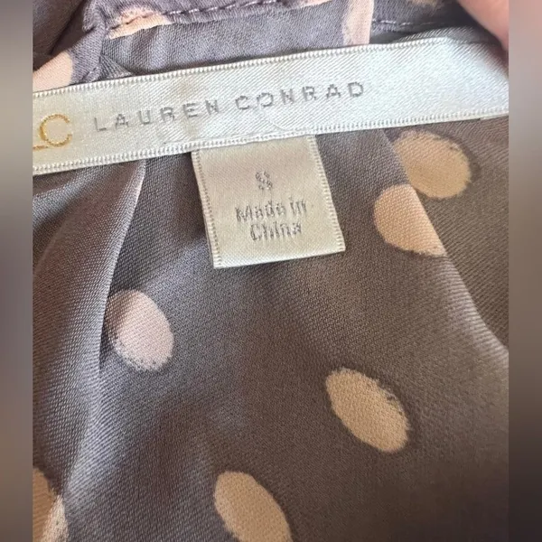 Lauren Conrad Polka Dot Tie Back Blouse Women's S Gray Pink Cap Sleeve - Image 6