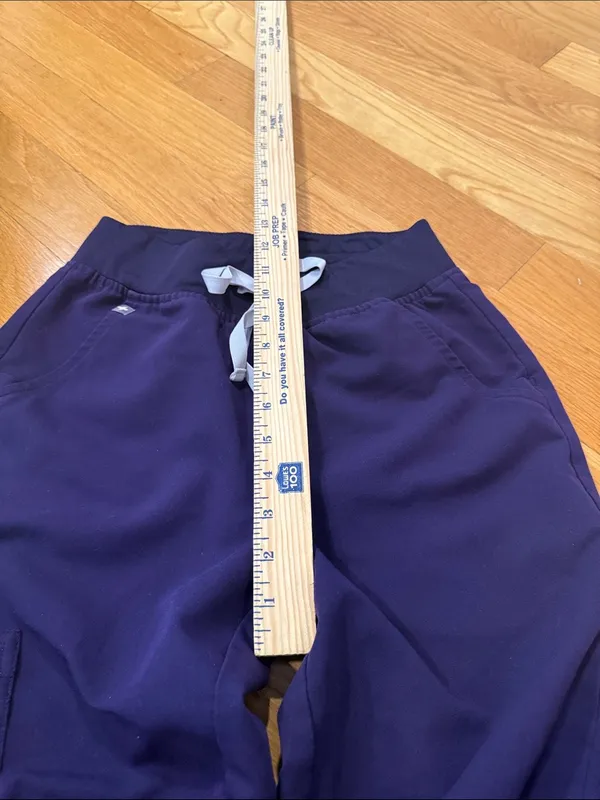Figs women’s purple Zamora jogger bottom size xs. - Image 6