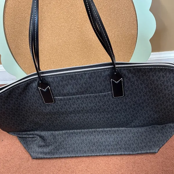 Michael Kors Gray and White Signature Tote - Image 2