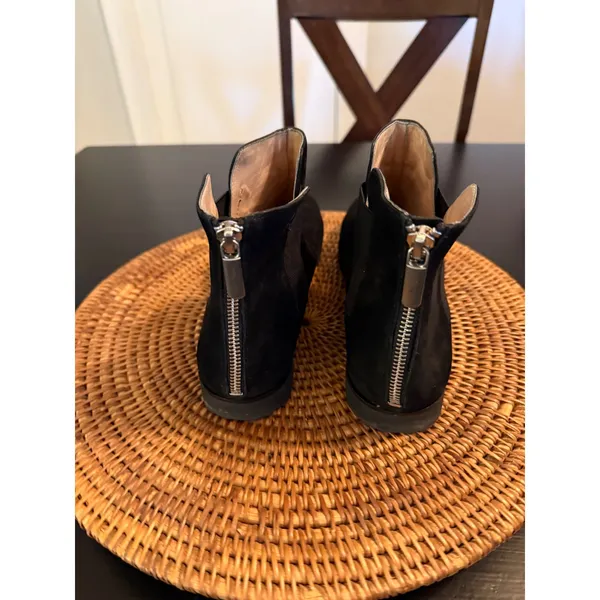 Taryn Rose‎ Traveler Jeri Black Suede Ankle Boots Rear Zip Womens 9.5 M - Image 4