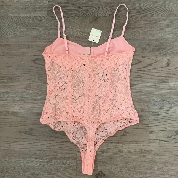 Free People Lace Night Rhythm Bodysuit‎ - Size M - Rose - NWT - Image 7