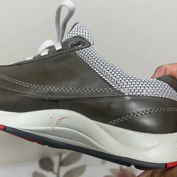 New Balance Gray and Red Athletic Shoes - Image 10