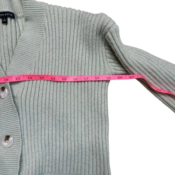 Kendall and Kylie Ribbed V neck Cardigan Button down Pistachio Green Small - Image 7