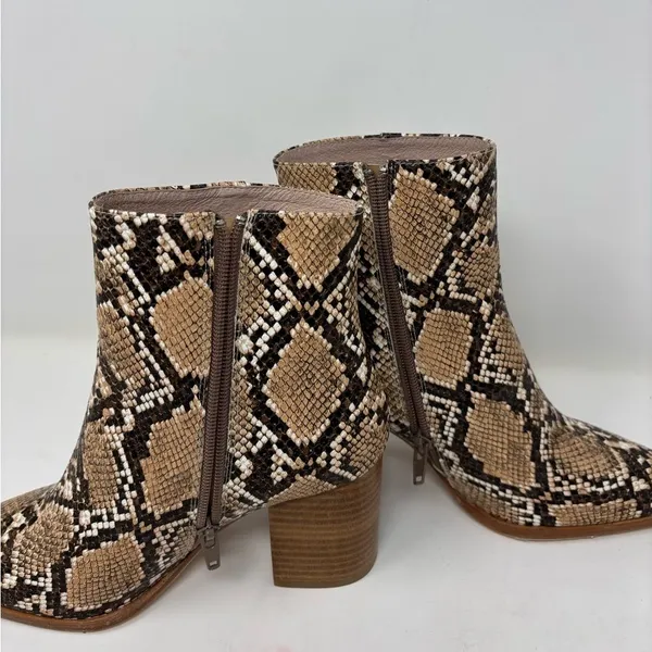 Raye Revolve Merit Size 6.5 High Heel Bootie‎ Natural Snake Skin Embossed - Image 8