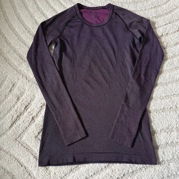 Lululemon Swiftly Tech Long Sleeve Crew Size 8 - Image 4