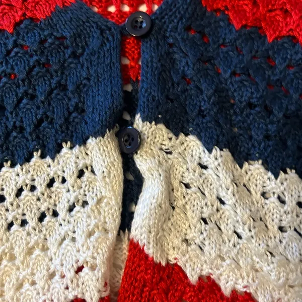 Red White & Blue sweater size XL - Image 3