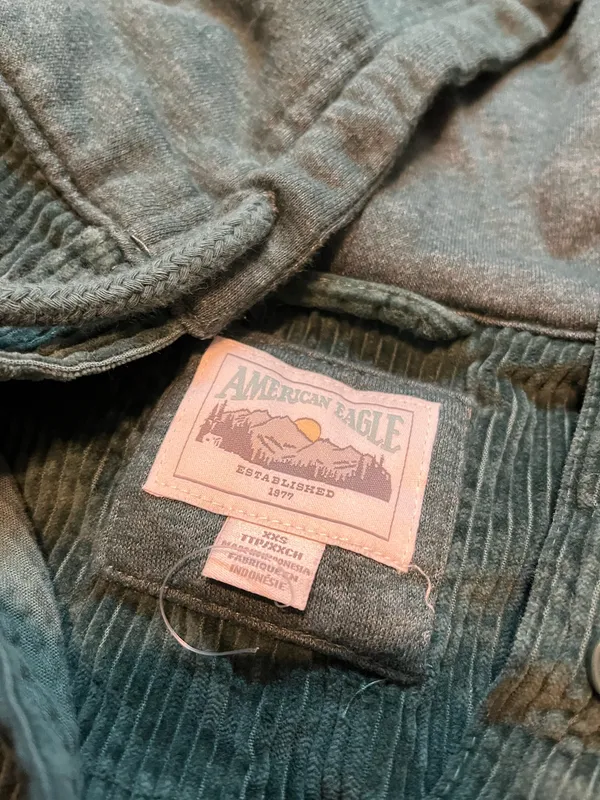 American Eagle Hooded Cropped Corduroy Button-Up Shirt Jacket Hunter Green - Image 4