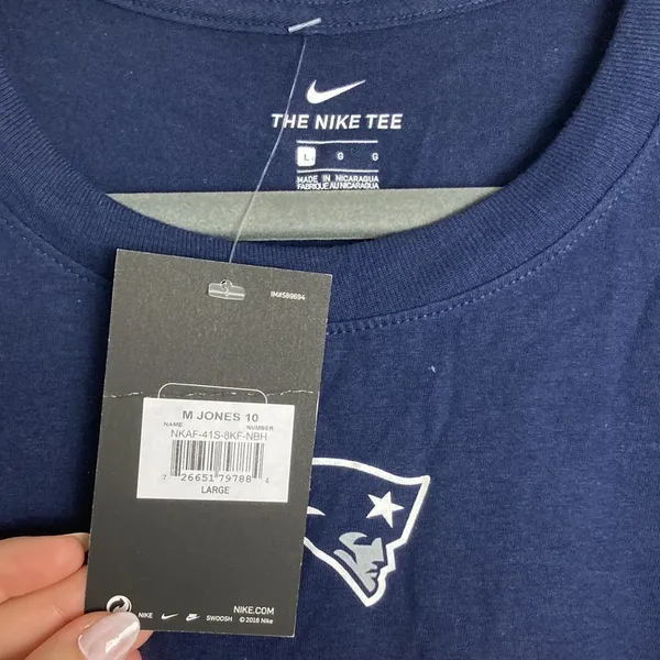 Nike Team Patriots Football Mac Jones T-Shirt Women's Size Large New With Tag - Image 2