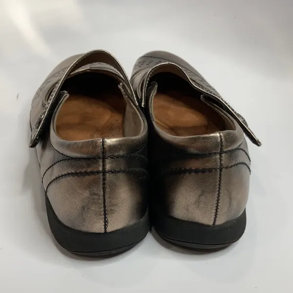 Rockport Daisey mary Jane Shoes‎ metallic bronze size 9.5 - Image 8
