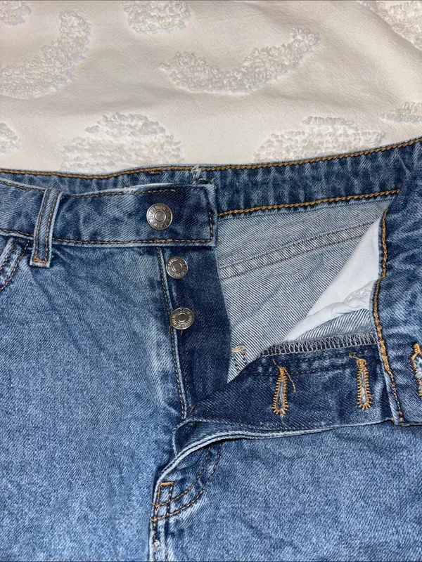 Forever 21 Distressed Dark Blue Denim Cutoff Shorts - Image 3