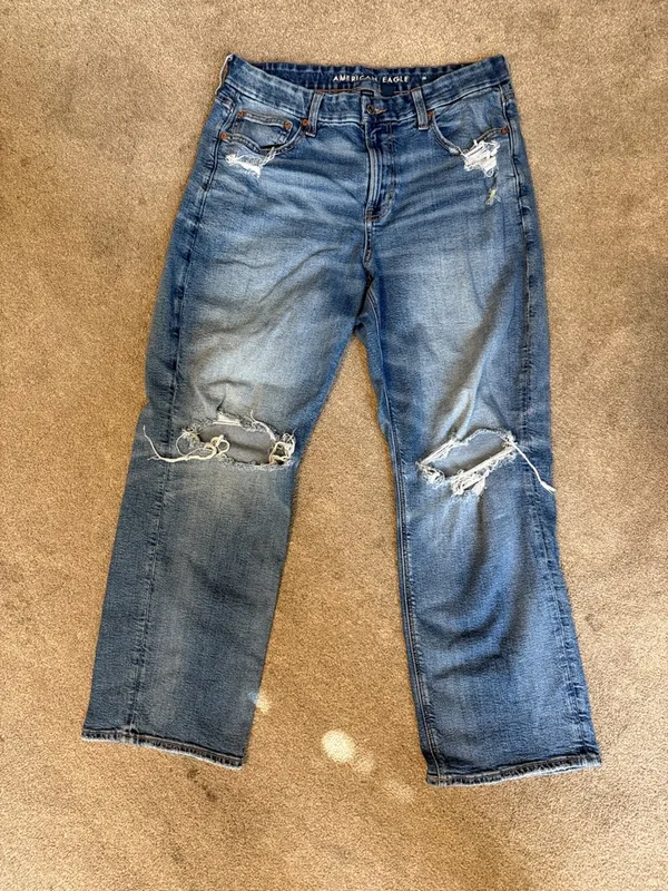 American Eagle Medium Wash Distressed Curvy Straight Leg Jeans Size 14 Short - Image 2