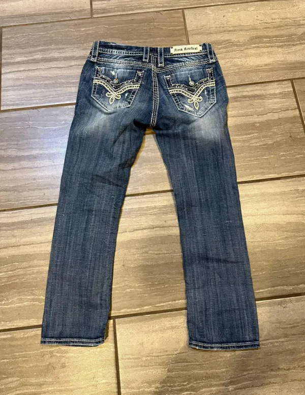 Rock Revival Womens sz 29 Jean Capri - Image 3