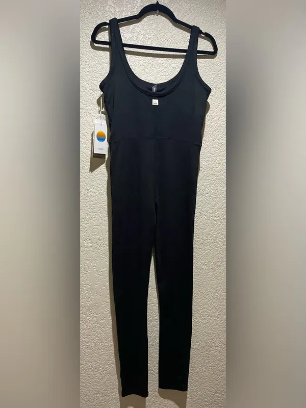 Vuori NWT Halo Essential Black Heather Scoop-Neck Jumpsuit Size L - Image 4