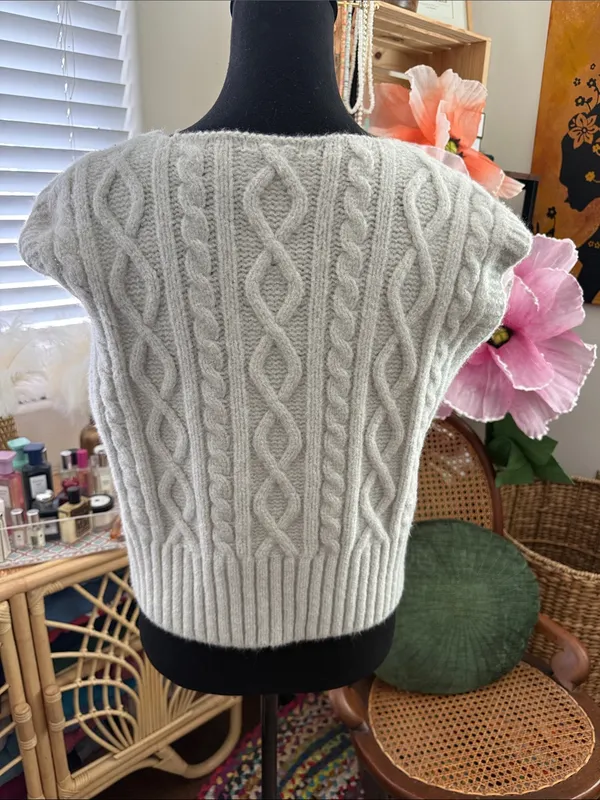 Zara Gray Chunky Cable Knit Classic Preppy Eclectic Grandpa Sweater Vest - Image 2