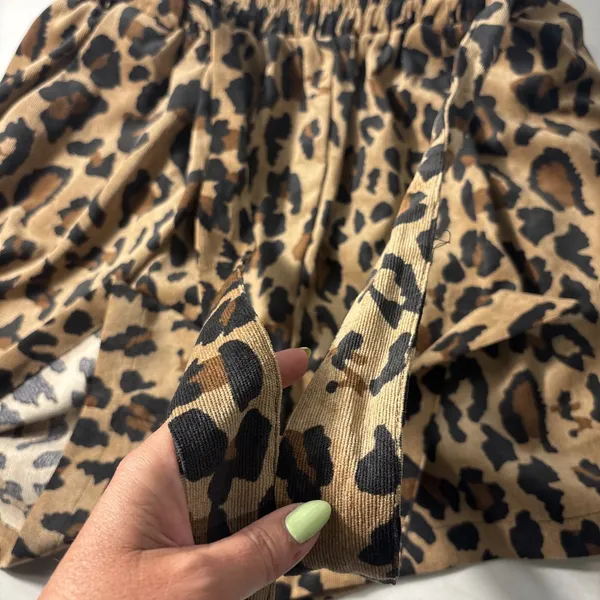 NWT Oddi Plus Sized Leopard Animal Print Corduroy Belt Paper Bag‎ Shorts Size 2X - Image 9