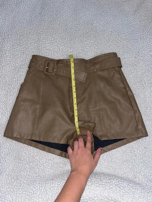 Gilli Faux Leather Shorts Tan Size M - Image 9