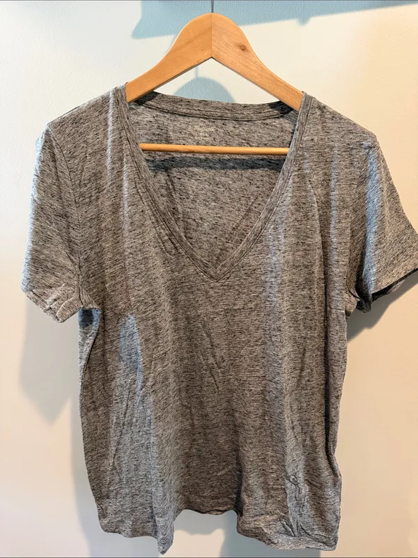 Madewell Large Whisper Cotton Heathered Gray V-Neck Short Sleeve Tee - Image 2